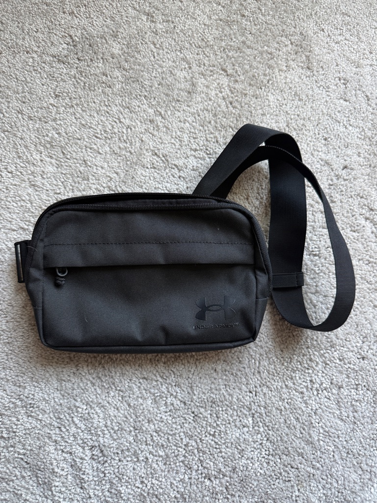 Under Armour Black Unisex Sling Belt Bag